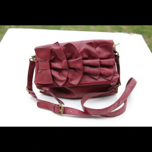 Jessica Simpson fold over cross body bag